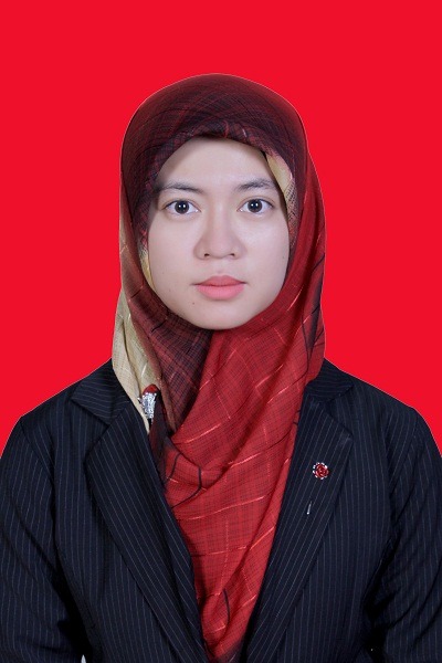 Foto Wakasek Kurikulum Dewi Tamilah