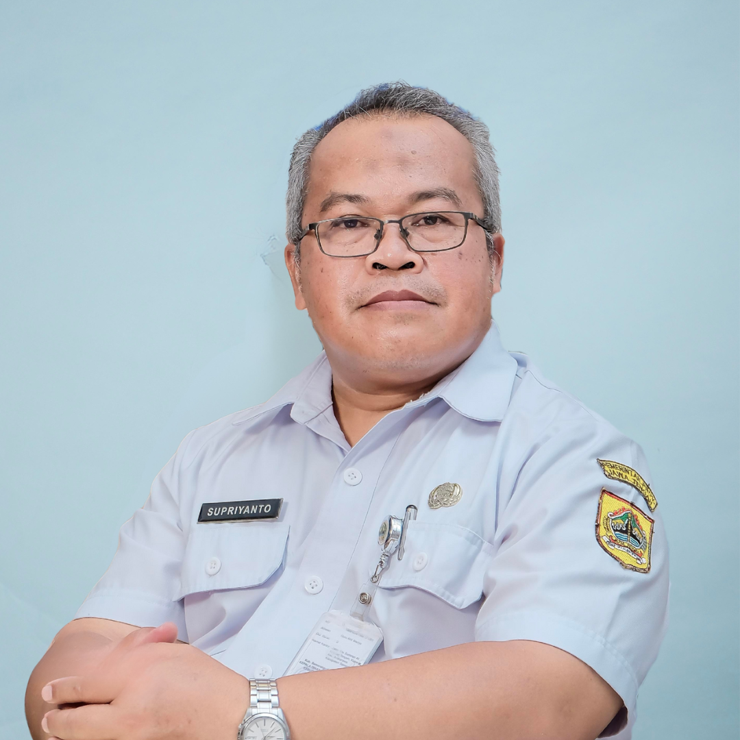 Foto Kepala Sekolah SUPRIYANTO, S.Pd.
