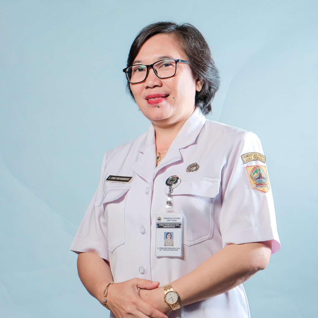 Foto Guru CAECILIA ERNA WIDYANINGSIH