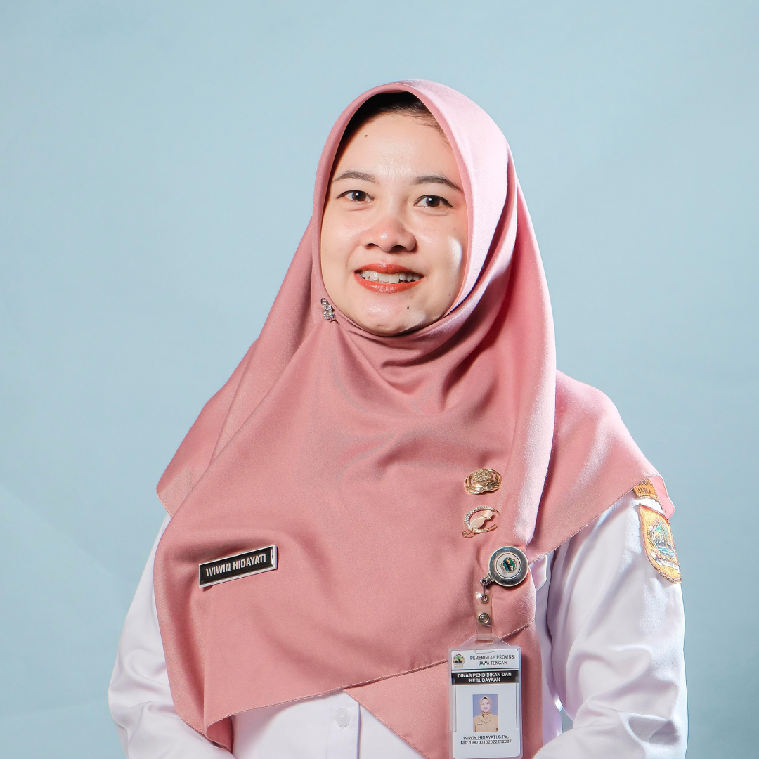 Foto Guru WIWIN HIDAYATI