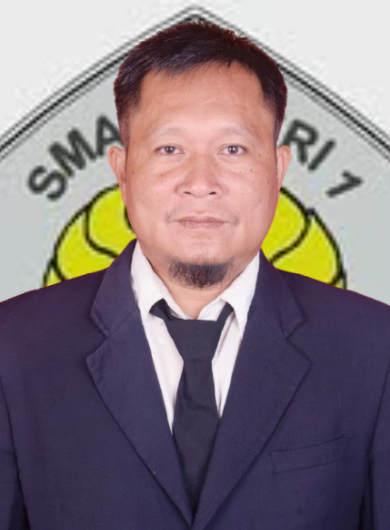 Foto Wakasek Sarpras Untung Wahono