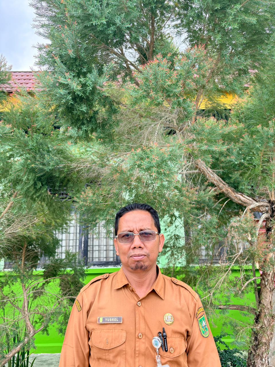 Foto Wakasek Humas YUSREL, S.Pd.I