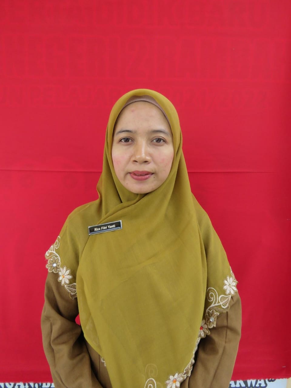 Foto Guru RIZA FITRI YANTI, S.Pd