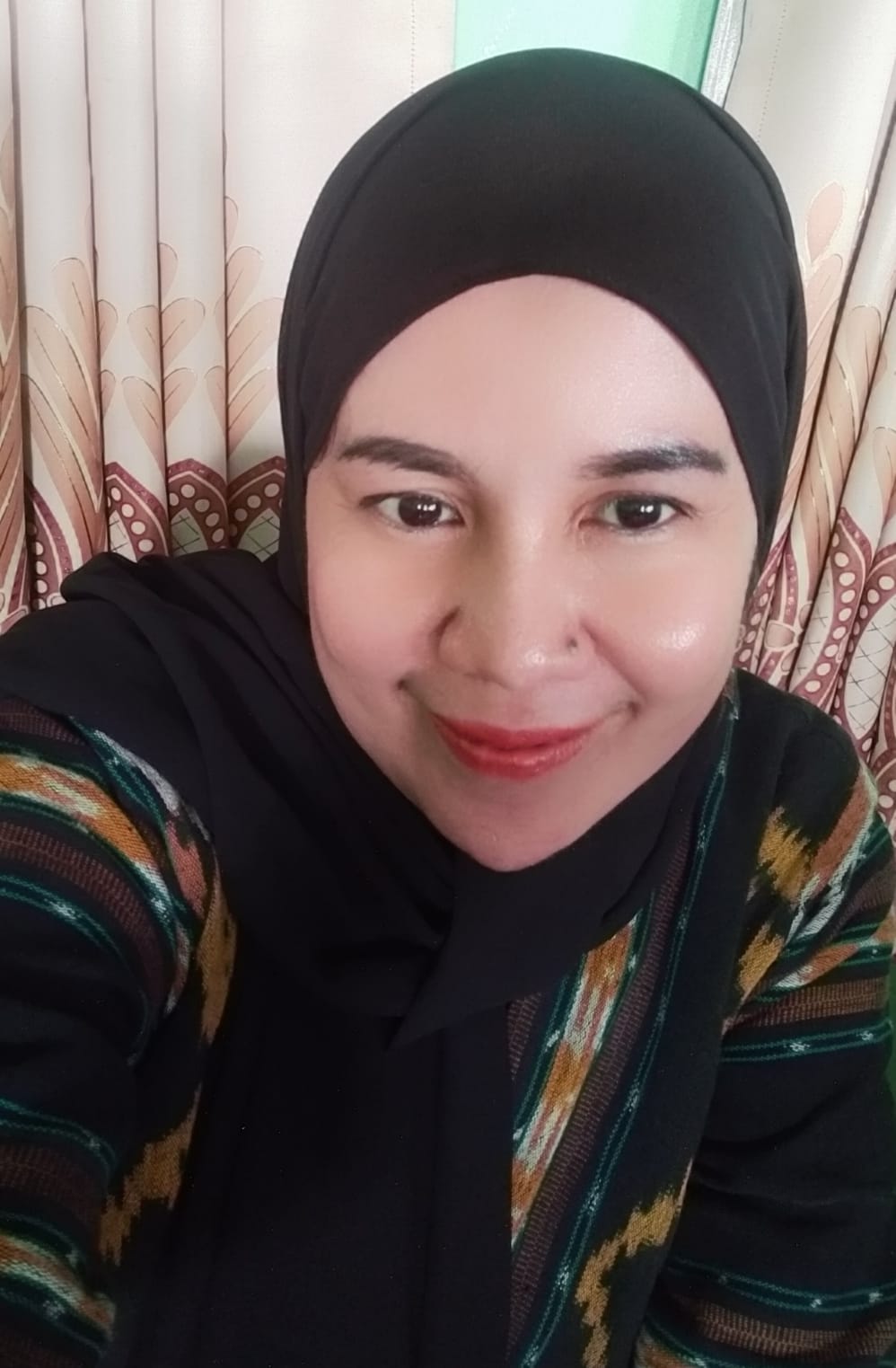 Foto Wakasek Humas HENNY INDRAYANNI RAMLI