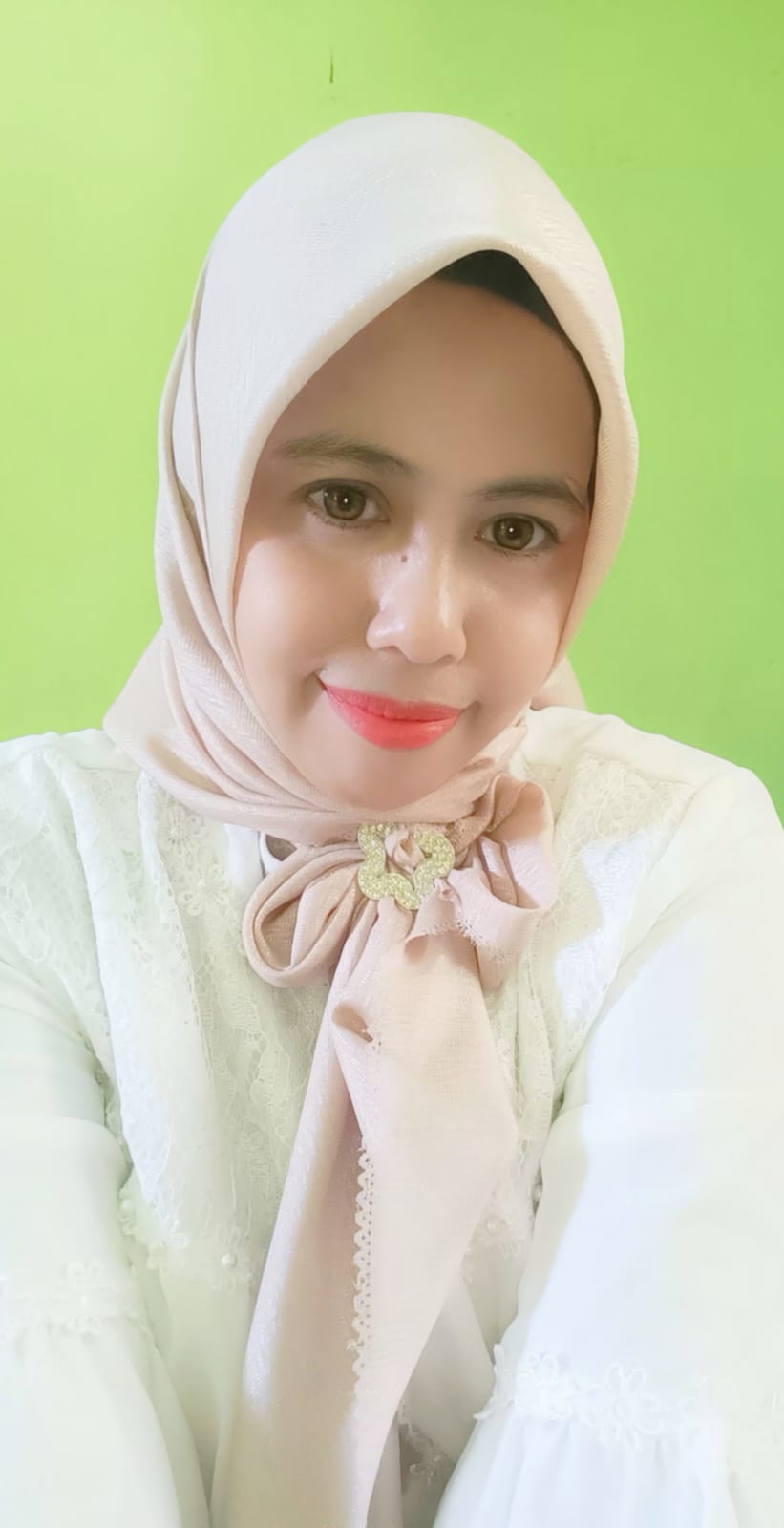Foto Wali Kelas HASLIANA