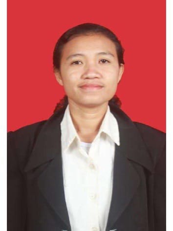 Foto Wali Kelas Maria Susanti Zaun, S. Pd