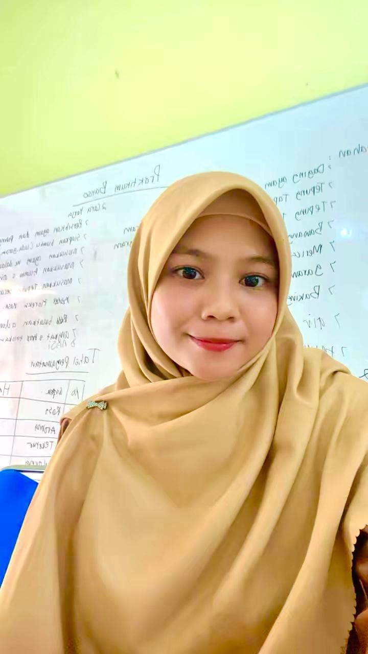 Foto Wali Kelas Agustina, S.P.