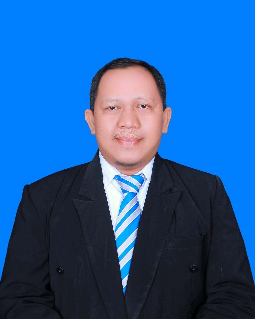 Foto Wali Kelas TEGUH