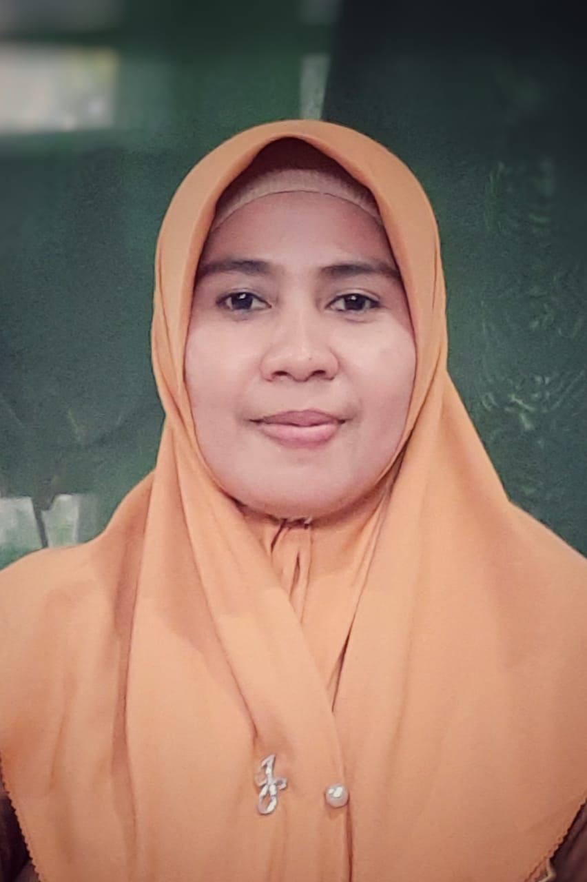 Foto Guru Nining Priyani Gailea