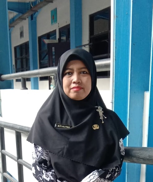 Foto Wali Kelas SITI ALIYAH