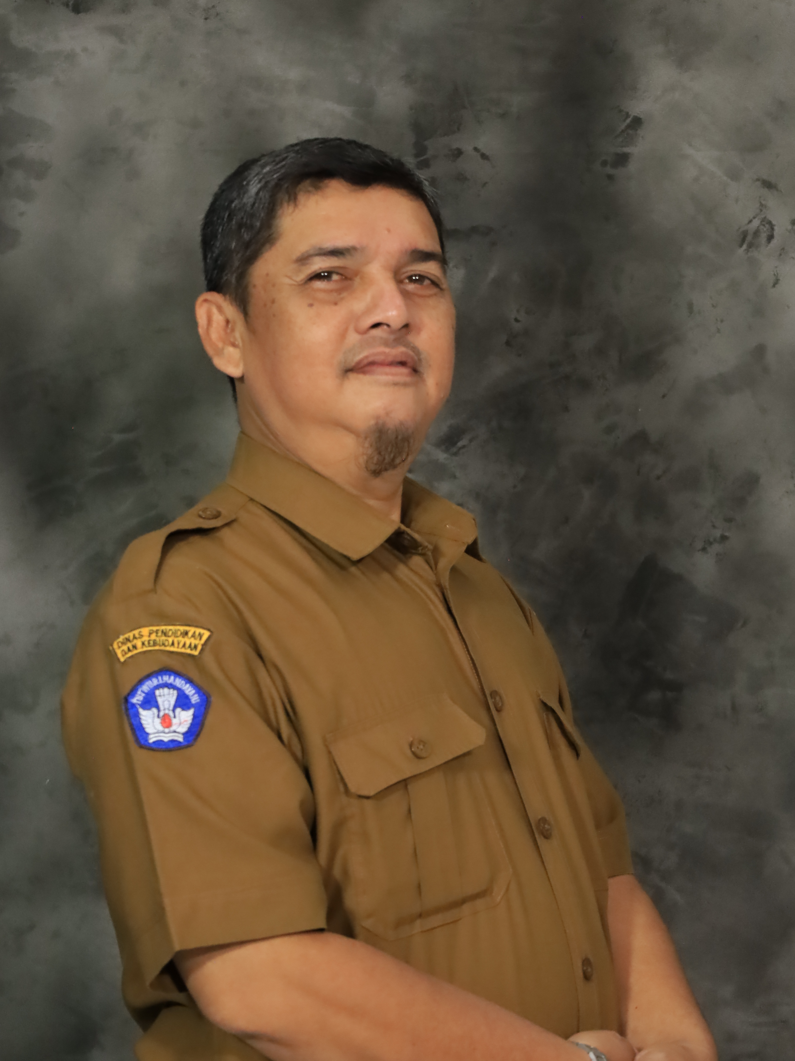 Foto Wakasek Humas Hermawan Murdhiharso. SH, S.Pd.