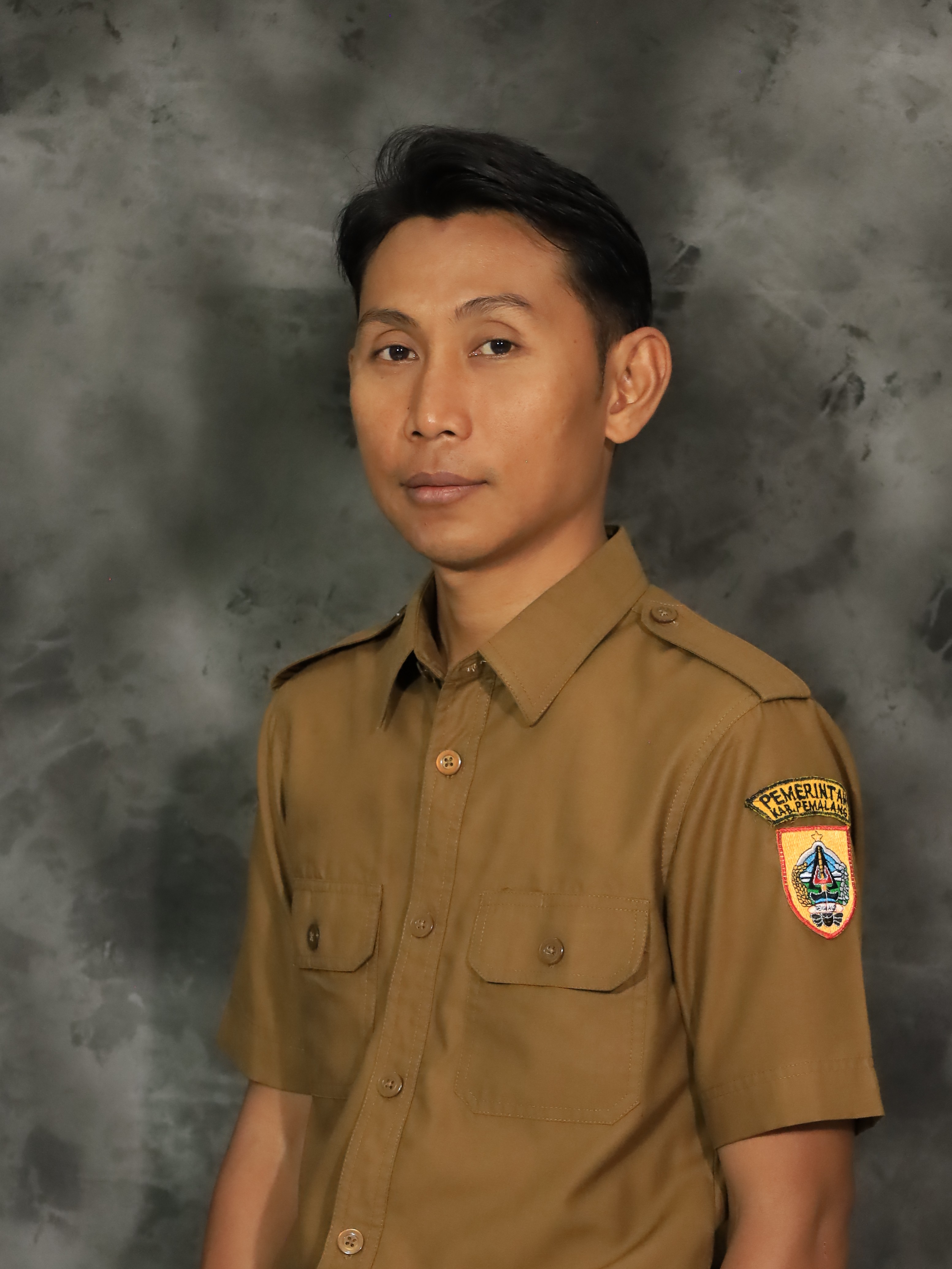 Foto Wali Kelas Basarudin, S.E.
