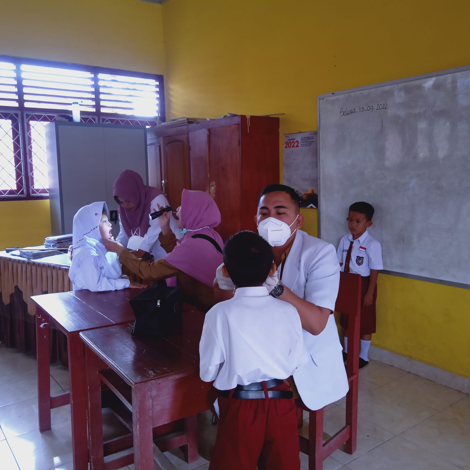 PEMERIKSAAN KESEHATAN