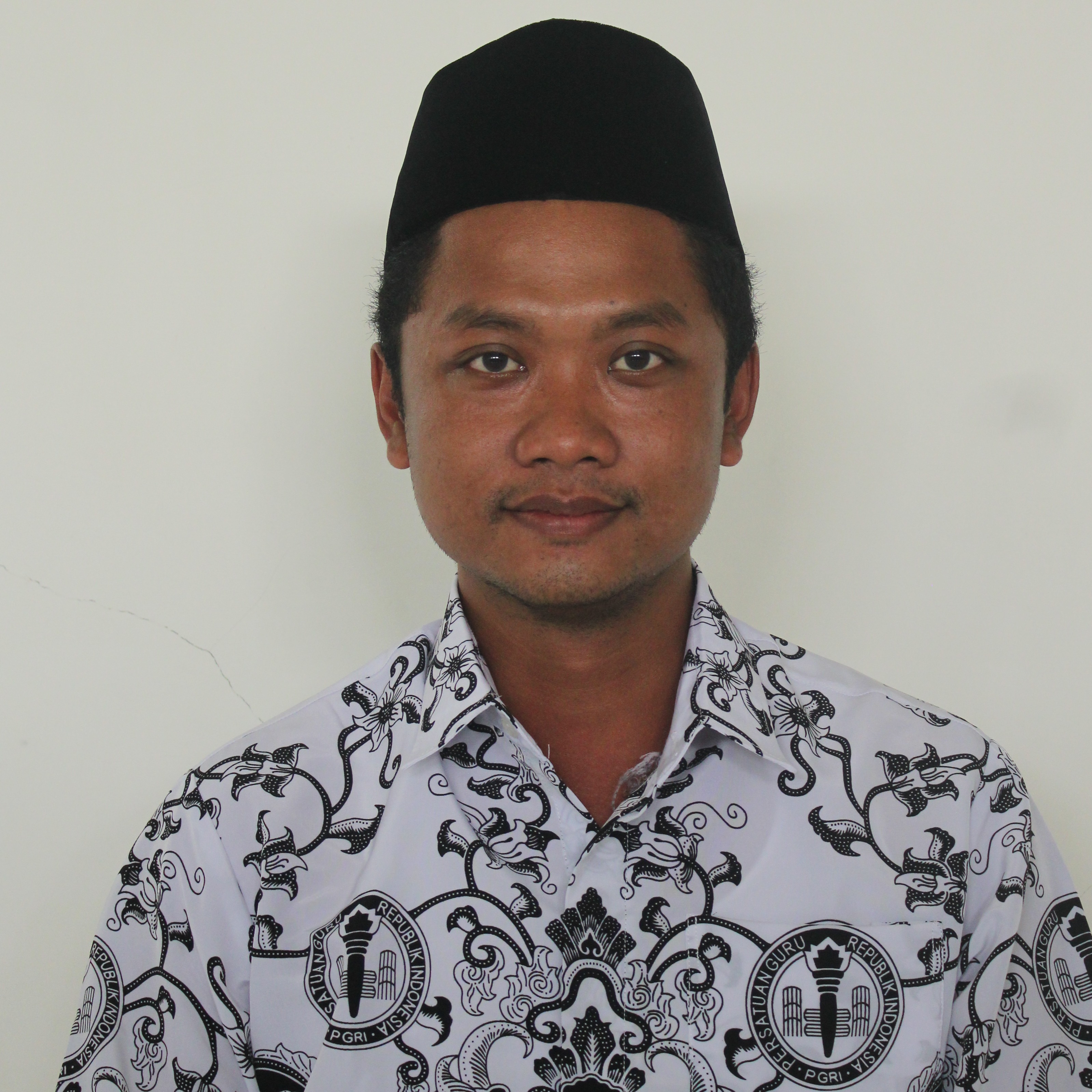 Foto Kepala Sekolah Suheri, S. Pd