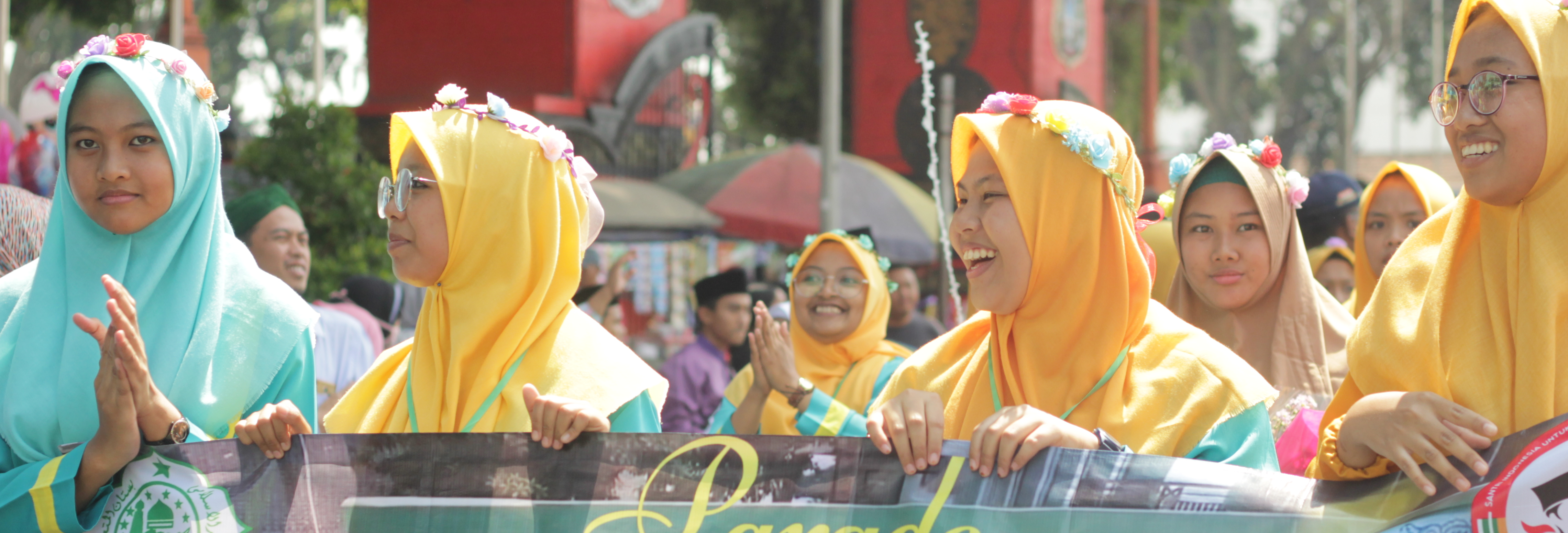 PARADE HARI SANTRI