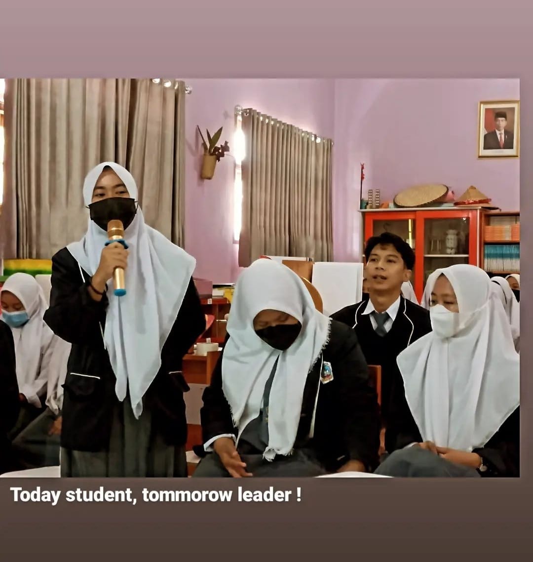 Seminar Motivasi bagi siswa siswi SMAN 2 Tana Tidung dengan Tema "Peran Generasi Muda di Era Bonus Demografi