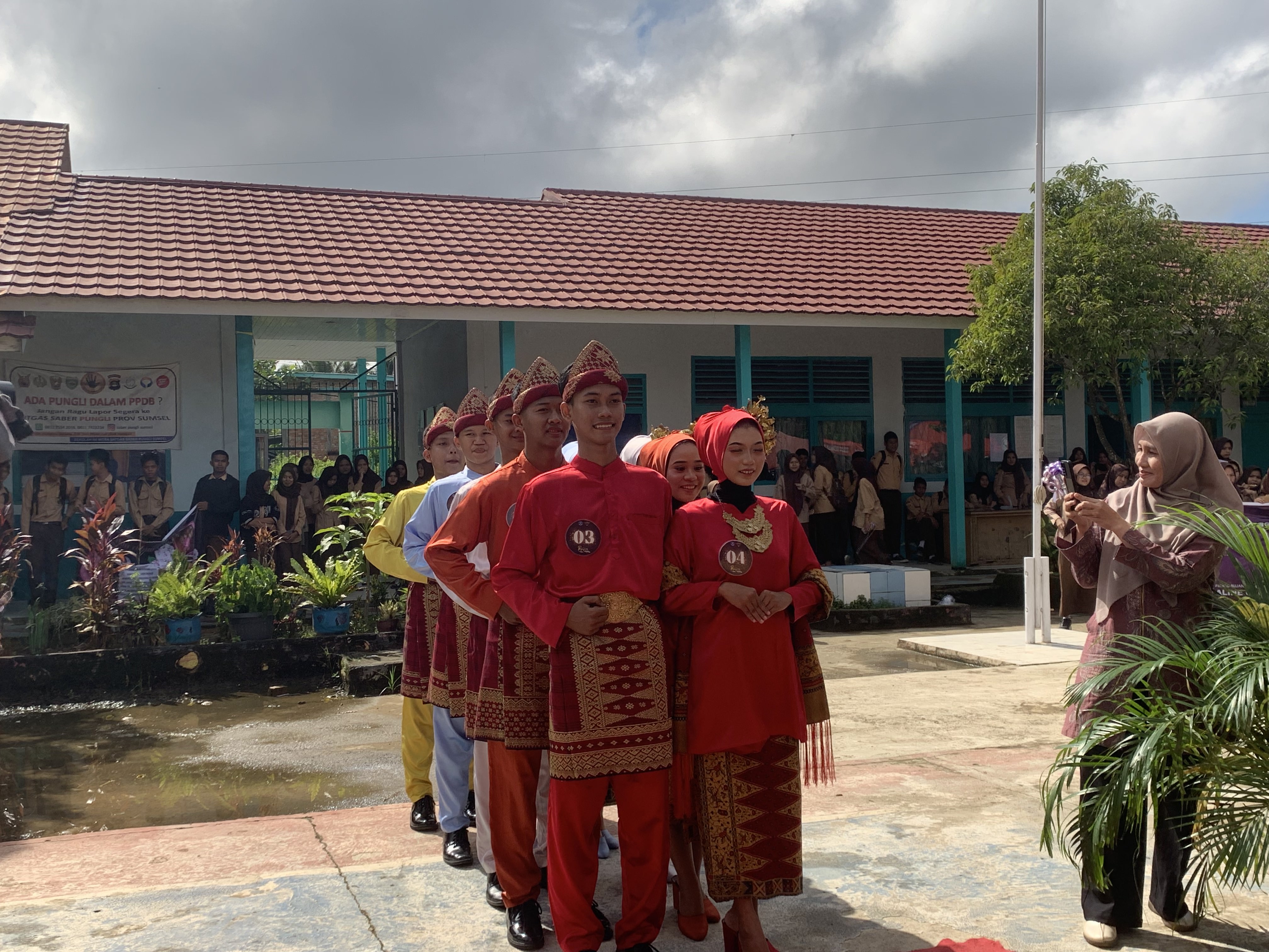 Grand Final Bujang Gadis SMA Negeri 12 Palembang