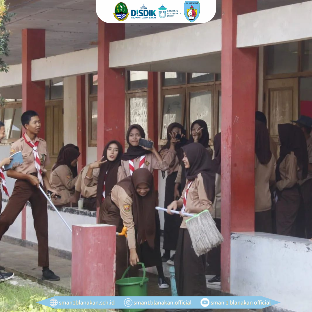 Aksi Jumat Bersih