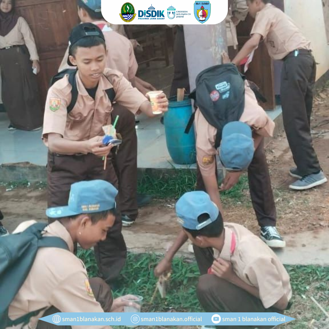 Aksi Jumat Bersih
