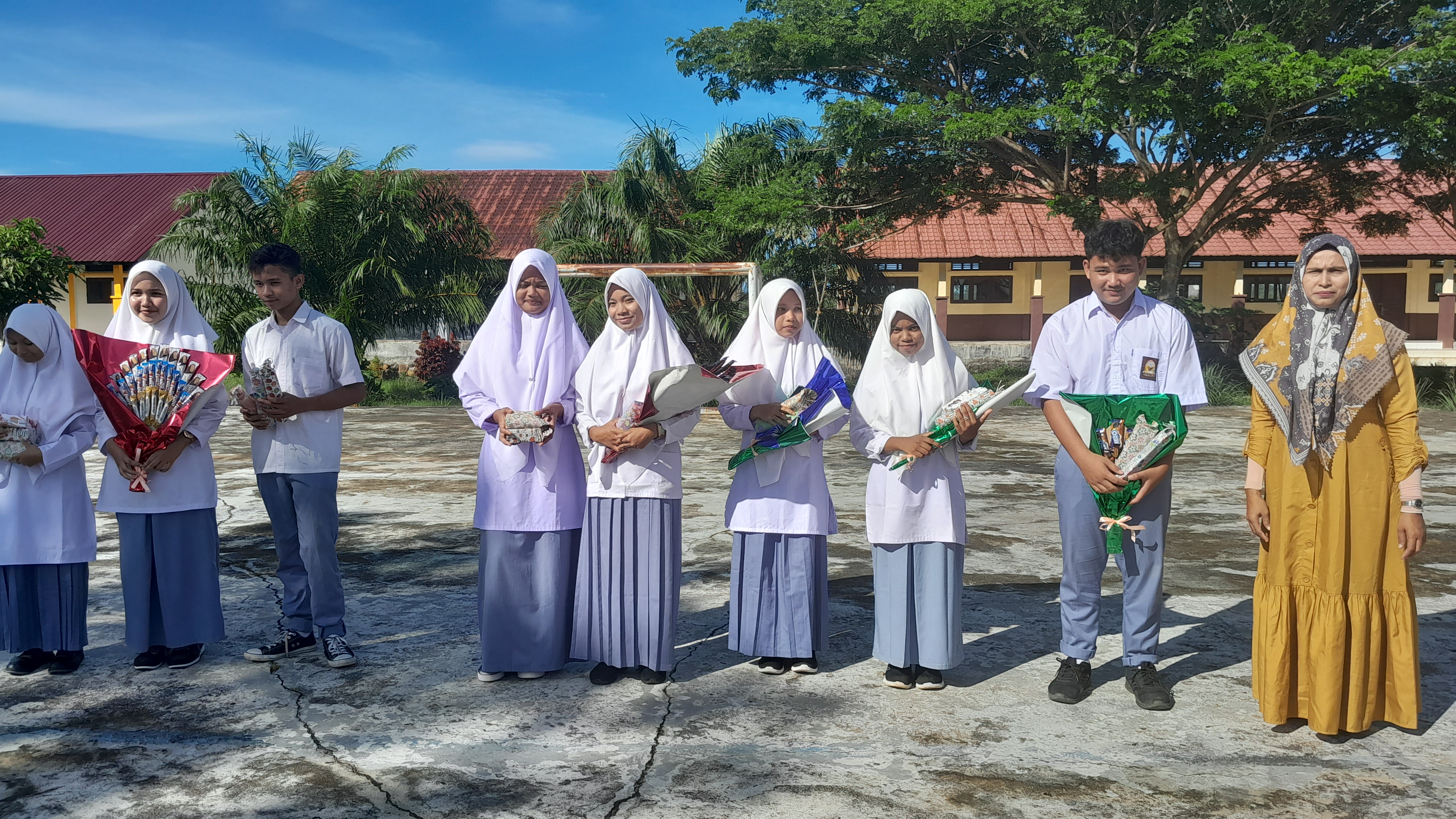 pembagian hadiah 7