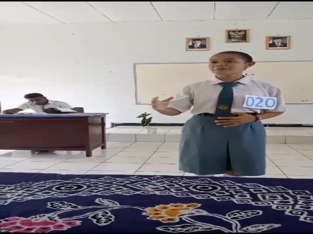 Puisi : Guruku