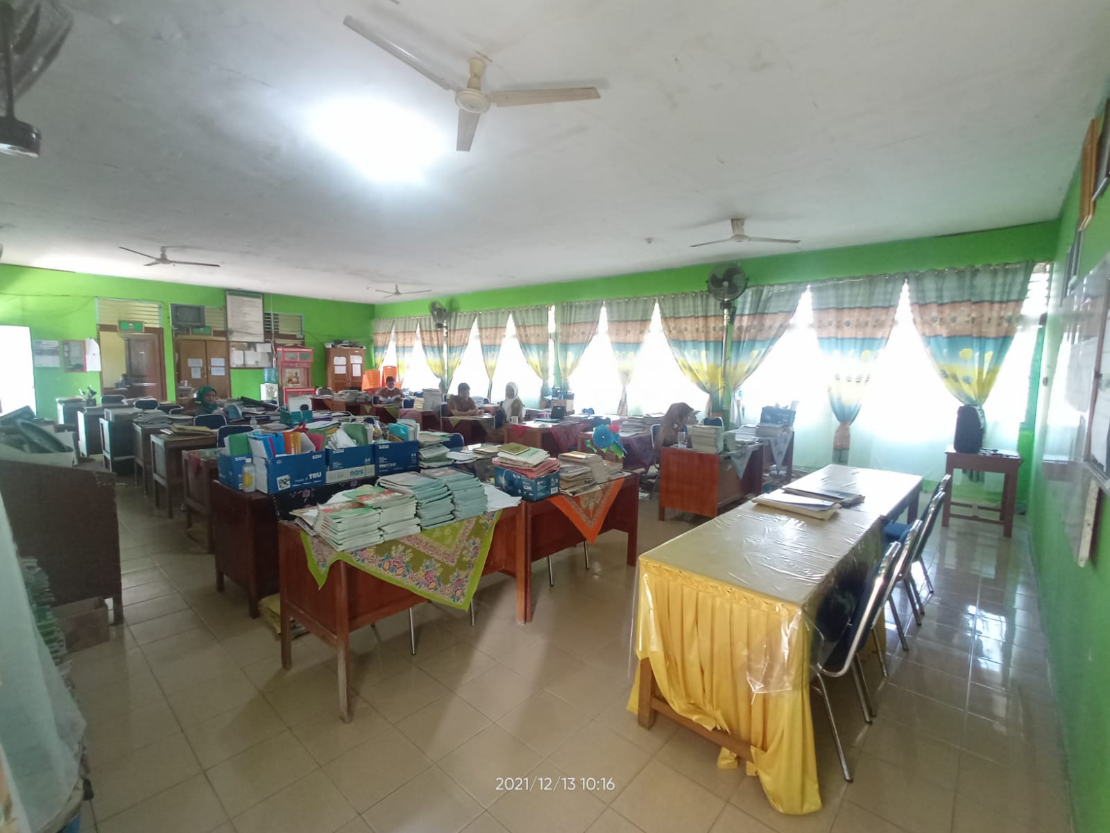 Ruang Majelis Guru