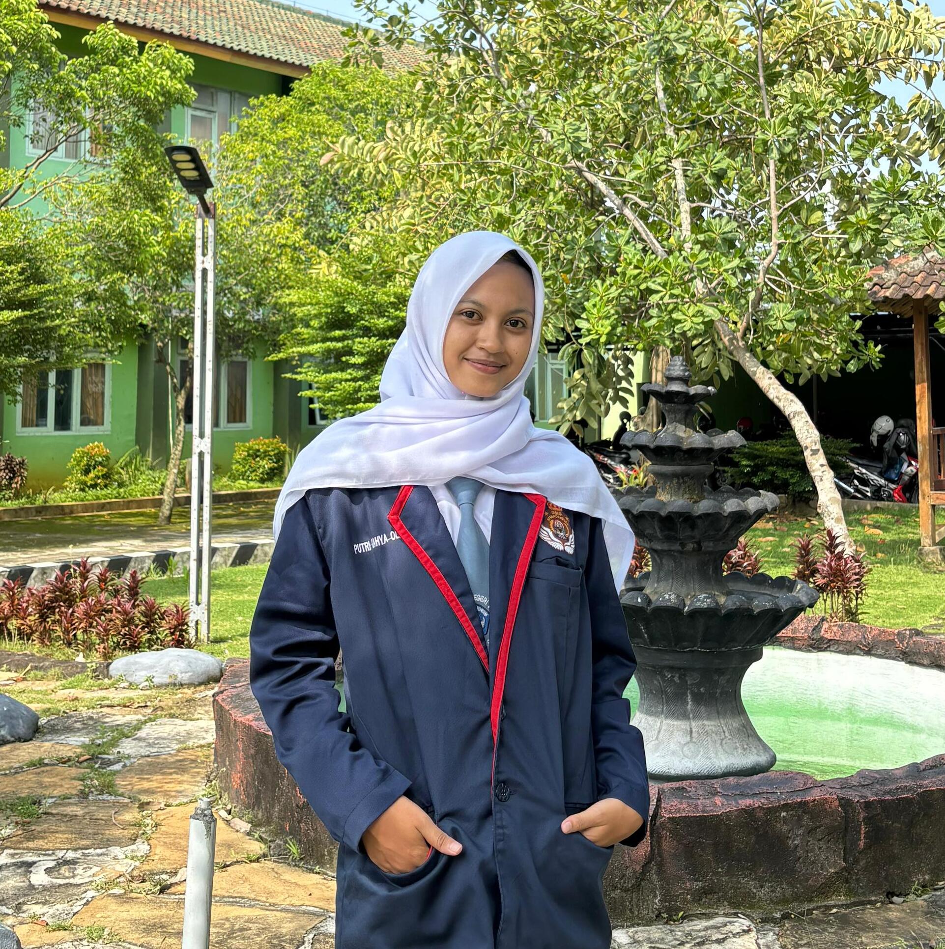 Putri Cahya Olivia