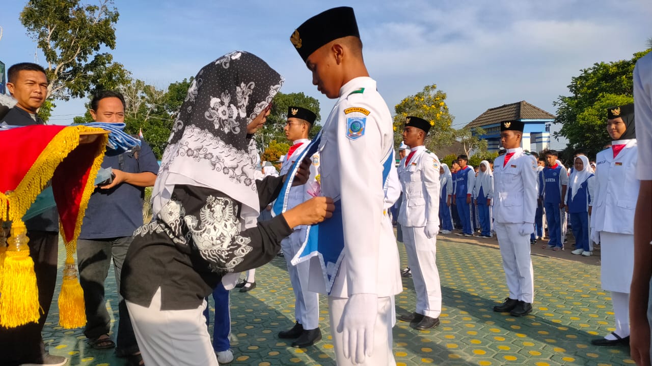 Sambutan Paskib
