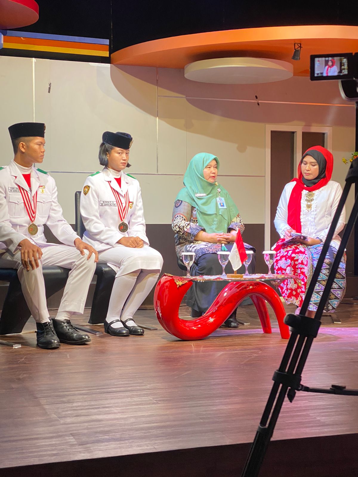 Sambutan Paskib