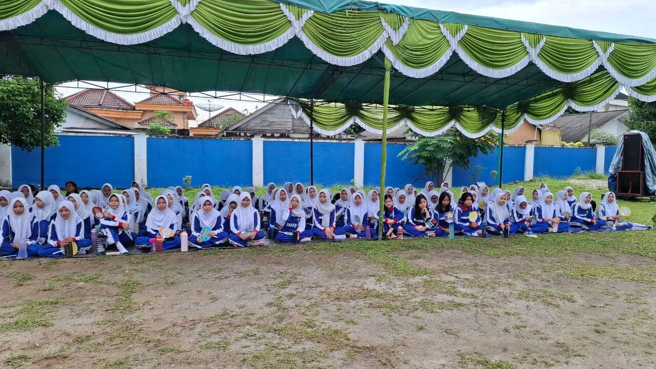 B2SA GOES TO SCHOOL
