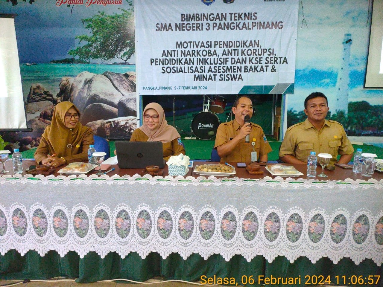 BIMTEK  materi kebijakan DINDIK dalam mutu pendidikan