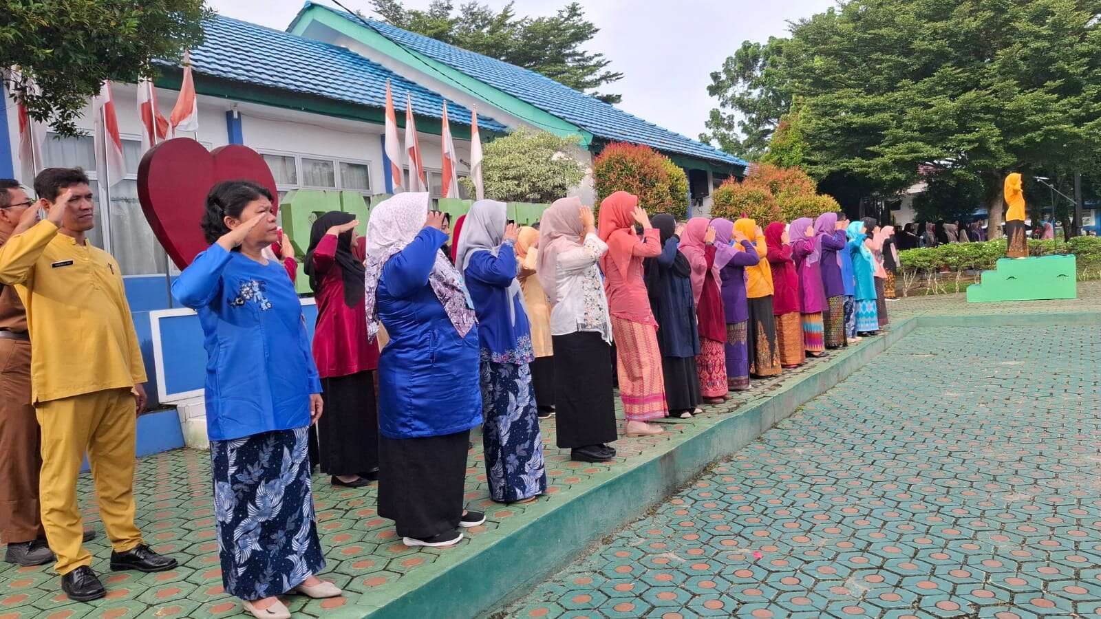 HARI KARTINI