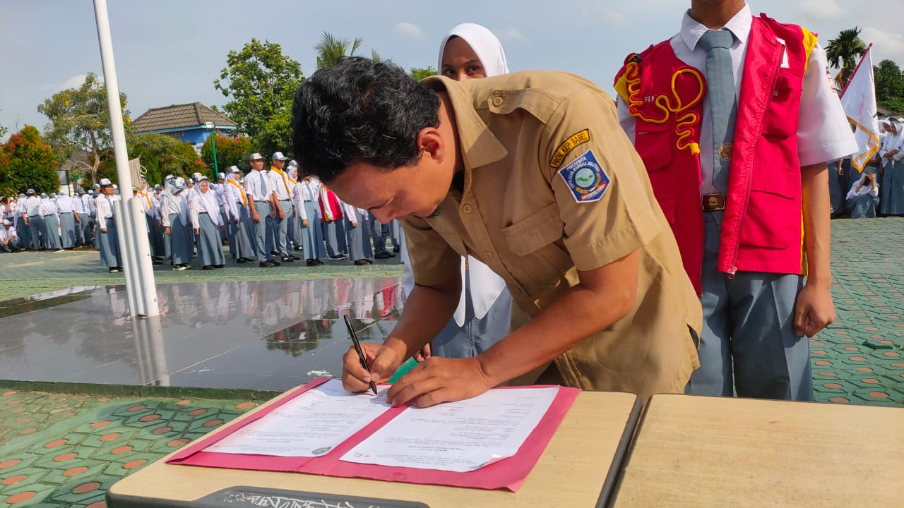 SERJAB PMR SMANETA