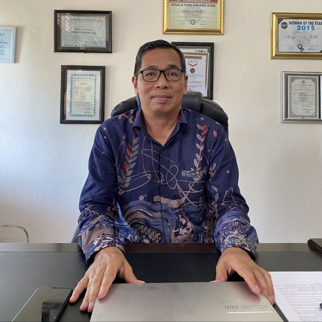 Foto Kepsek