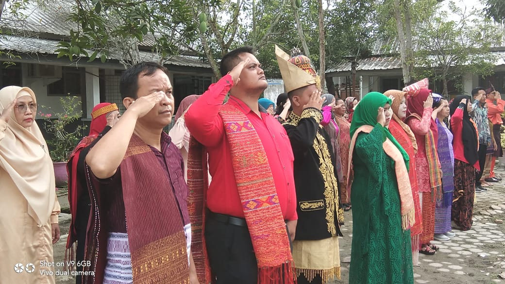 UPACARA PERINGATAN HARI PENDIDIKAN NASIONAL TAHUN 2024