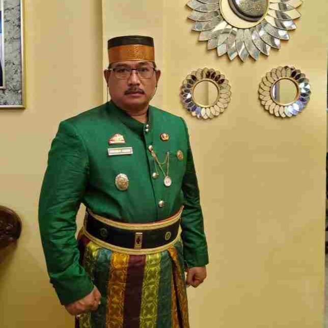 Foto Kepala Sekolah Drs. Andi Supardin Gading, M. Pd.