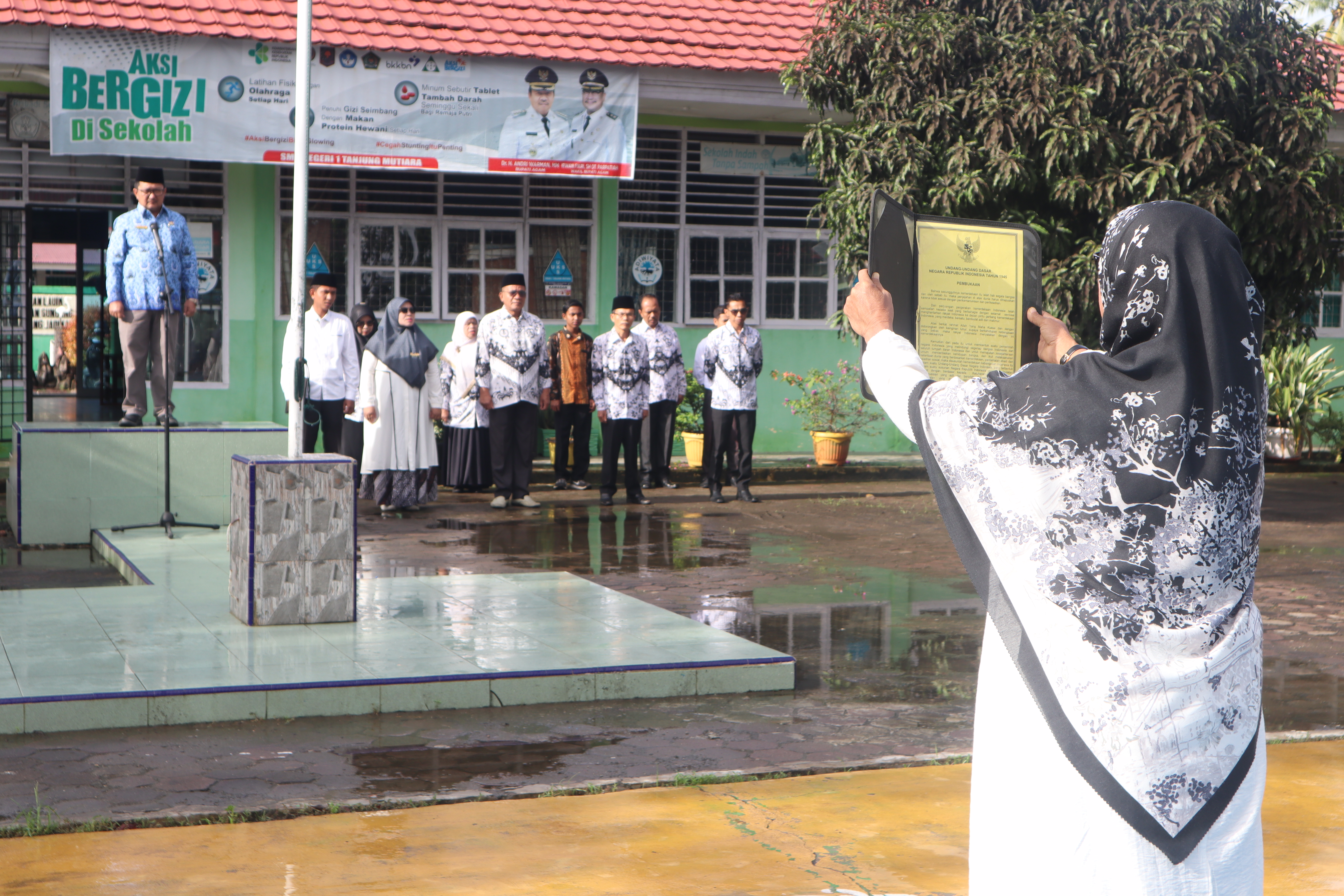 KEGIATAN UPACARA HARI GURU NASIONAL 25 NOVEMBER 2022
