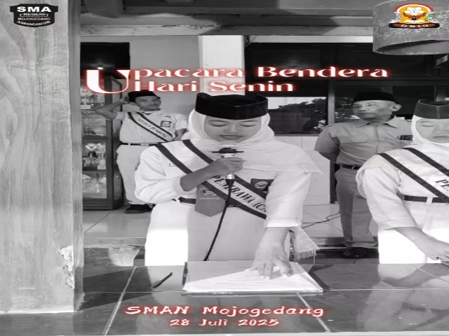 Upacara Bendera Hari Senin