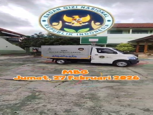 Pembagian MBG SMA Negeri Mojogedang