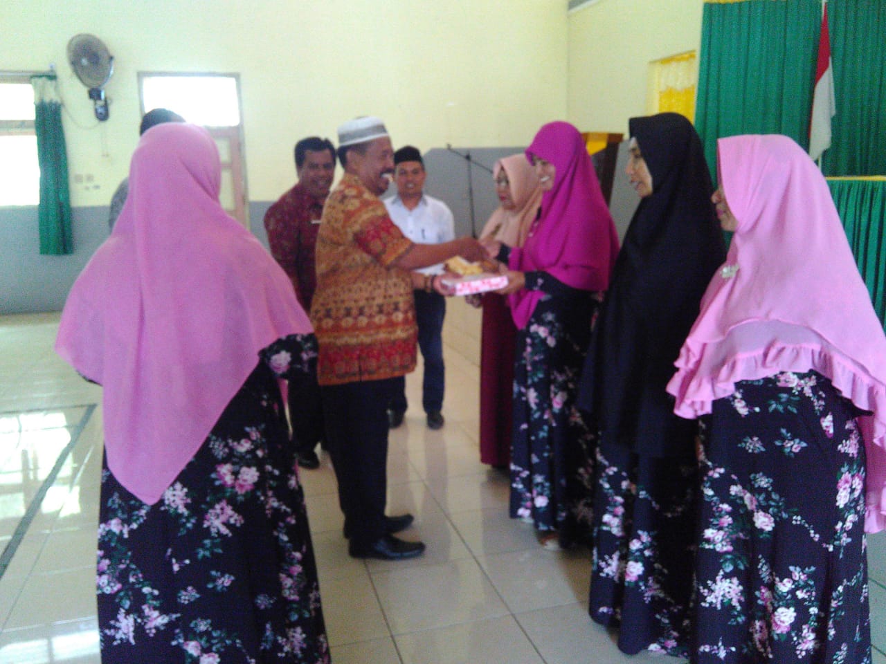 PENERIMAAN LAPORAN UJIAN AKHIR SEMESTER