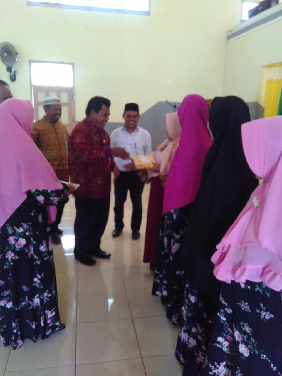 PENERIMAAN LAPORAN UJIAN AKHIR SEMESTER