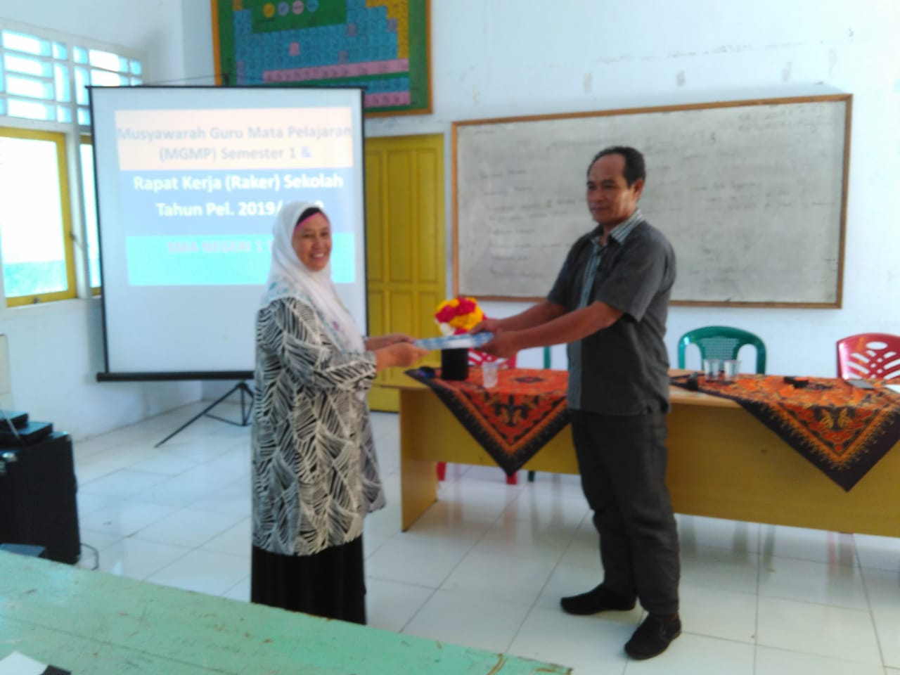 PENUTAUPAN MGMP