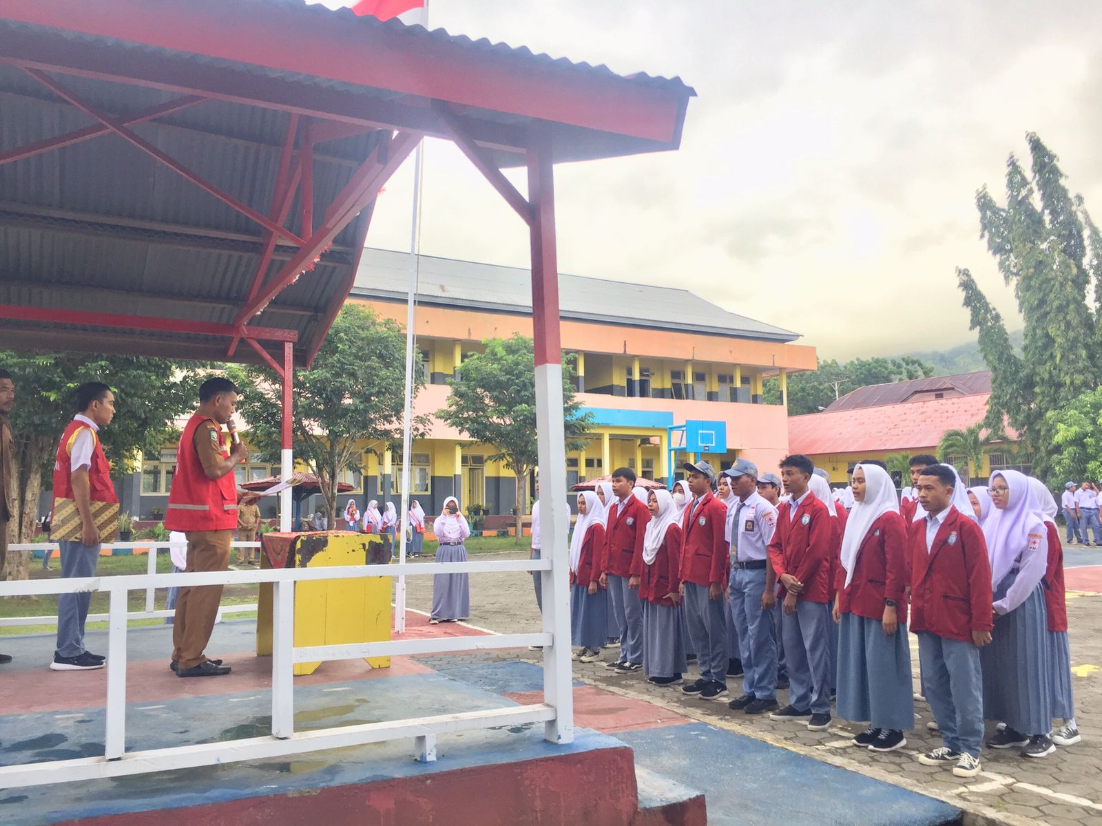 Pelantikan pengurus PMR SMAN 1 Tidore Kepulauan Tahun 2024