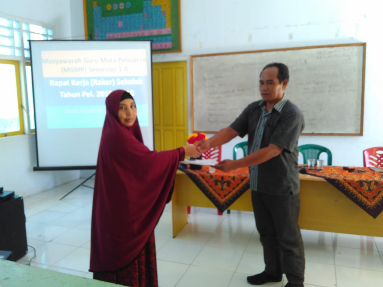 PENUTAUPAN MGMP