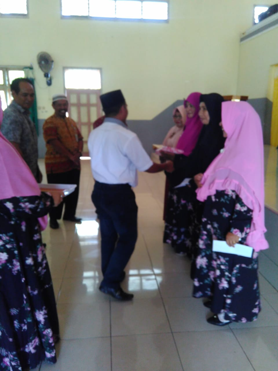 PENERIMAAN LAPORAN UJIAN AKHIR SEMESTER