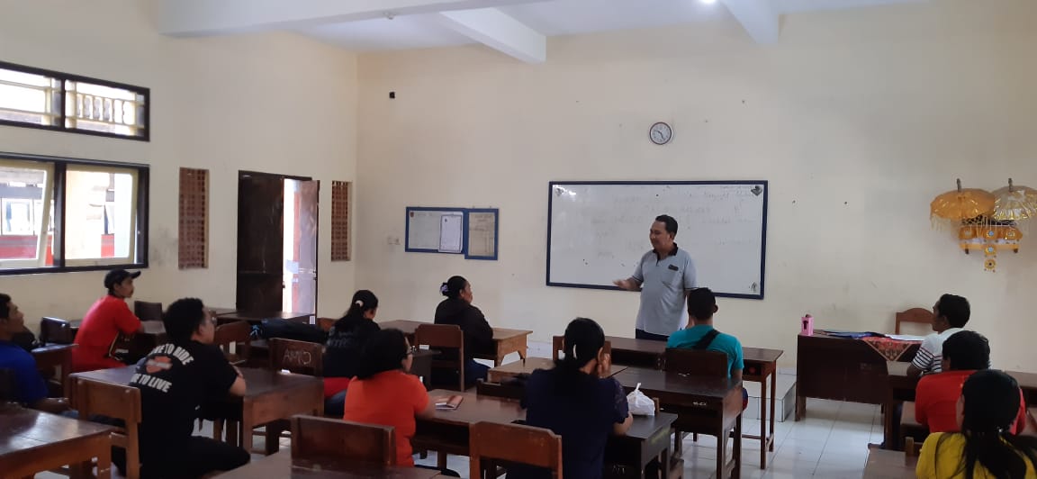 Kelas Orang Tua