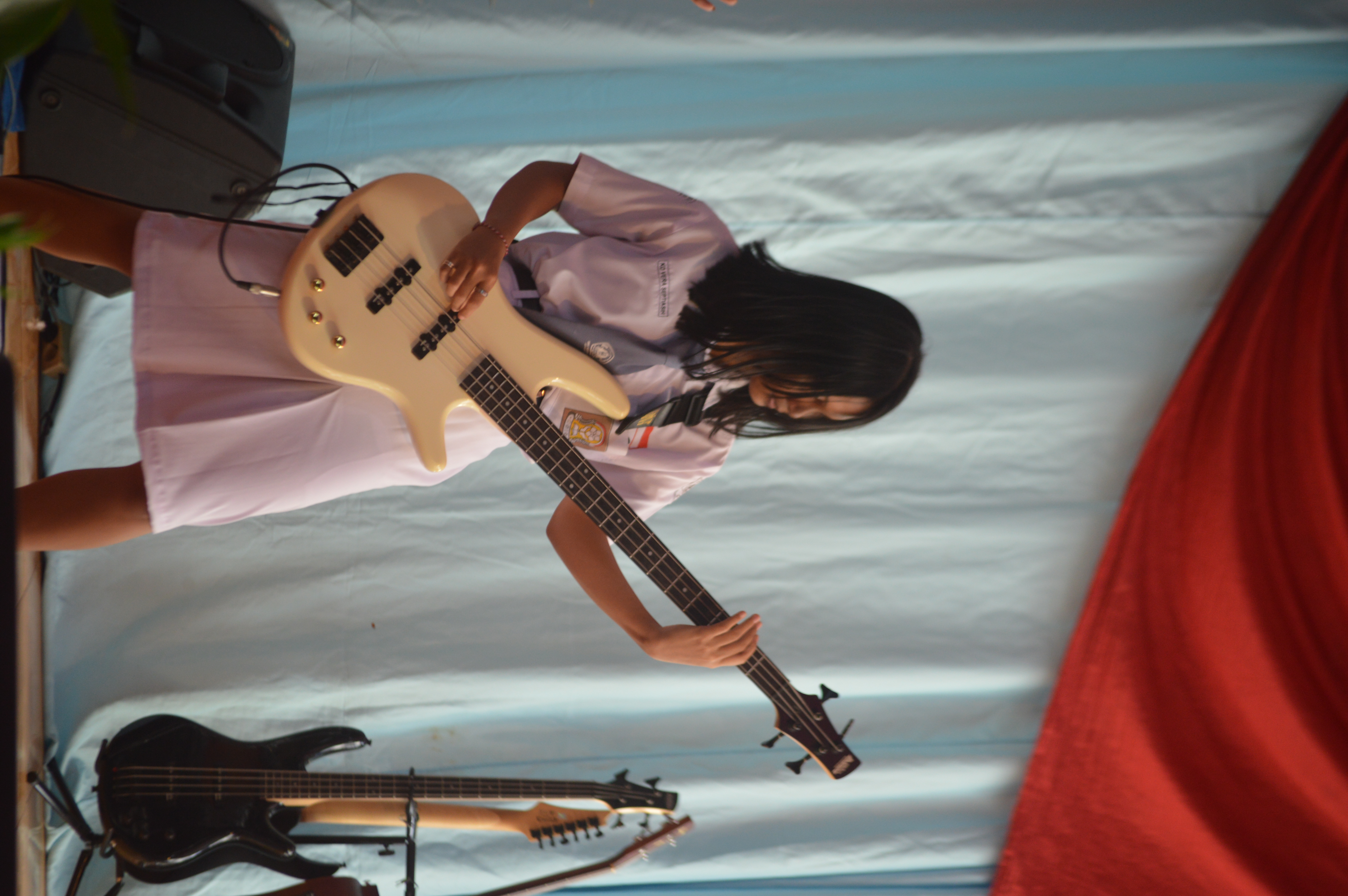 Group Band WB