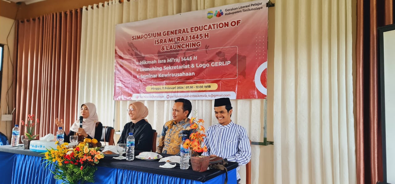 Pembukaan Acara