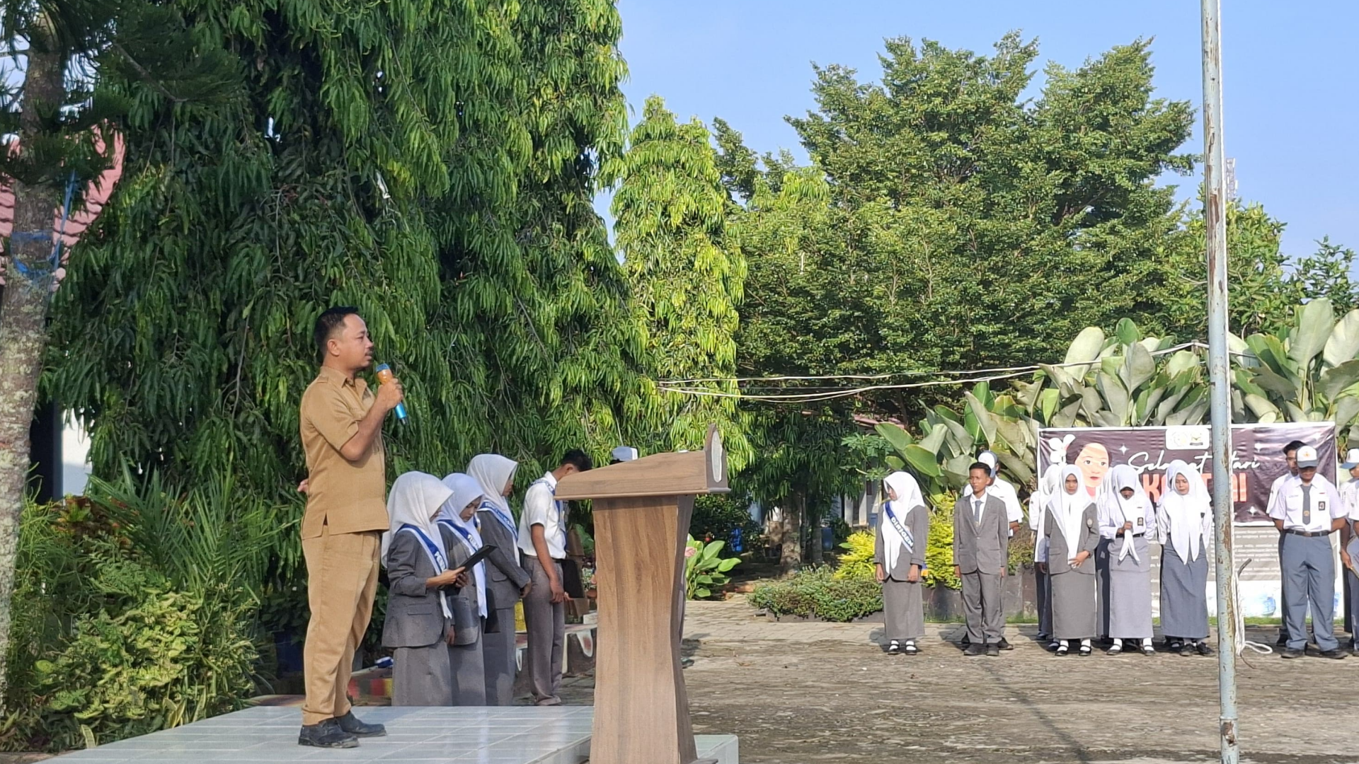 SMK N 1 TANJUNG LAGO - HEBAT