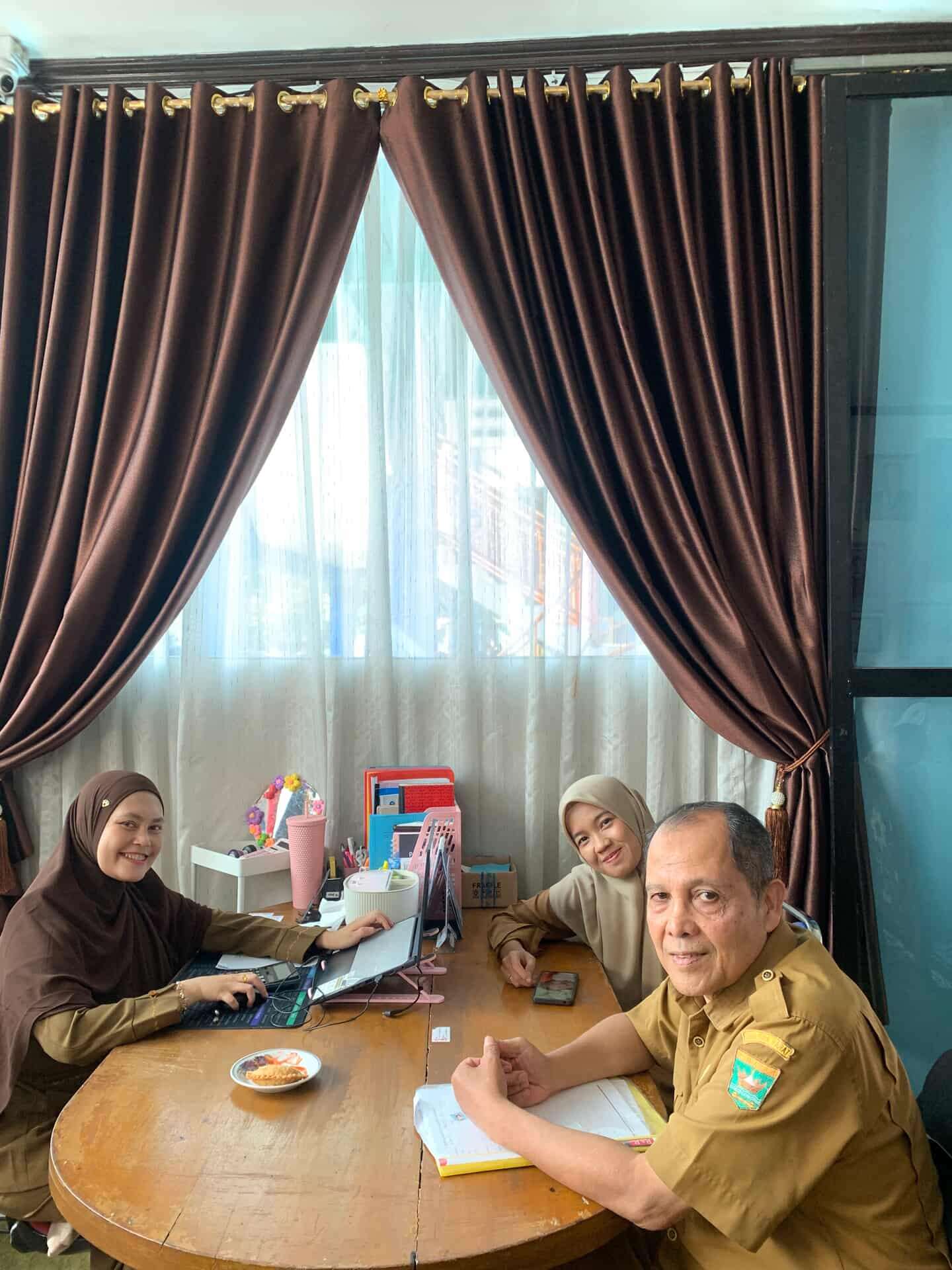 KUNJUNGAN BAPAK DRS. MUCHRIZAL PENGAWAS SMK KESEHATAN PRIMA NUSANTARA BUKITTINGGI